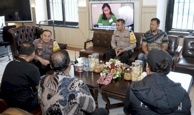 *Official-Persebaya-Apresiasi-Polrestabes-Surabaya-Dalam-Pengamanan-Pertandingan-Liga-1*